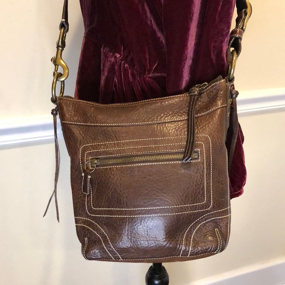 COACH Brown Tumbled Leather Contrast Stitching Crossbody Bag Ext Zipper Pocket
